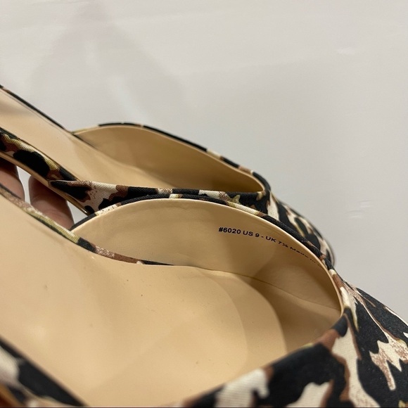 Cabi Kiki Ankle Strap Sandal Style #6020 Animal Print Size 9 Block Heel - Picture 9 of 11